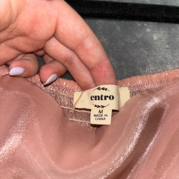 Entry Iridescent Pink Dress - Picture 4 of 4